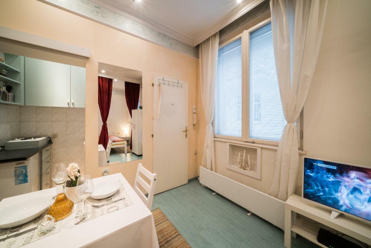 White Pearl Apartment Belgrad Exteriör bild